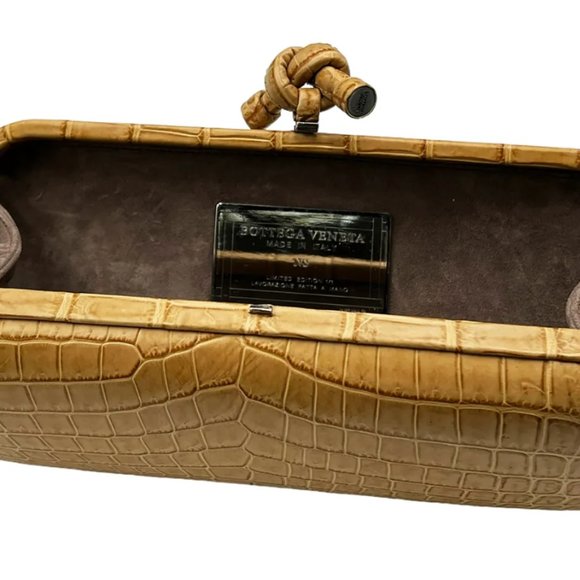 BOTTEGA VENETA Crocodile Knot Clutch Limited Ultra Limited Edition 1/1 - Picture 3 of 11